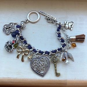 Vintage American Eagle charm bracelet